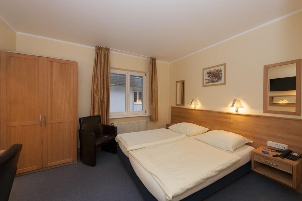 Hotel Belle Vue Вианден Экстерьер фото